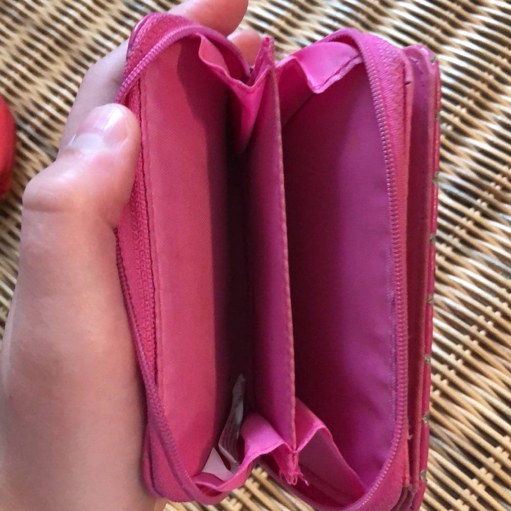 Pink Wallet with Stars - Picture 2 of 4